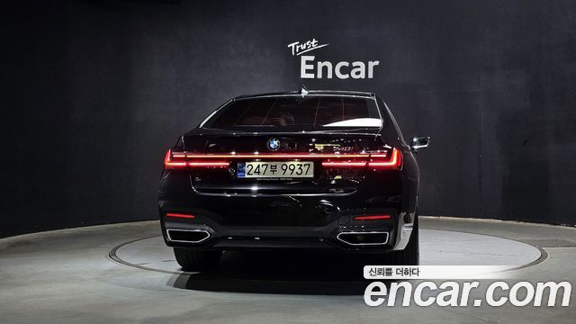 BMW 7-Series 740i M Sport