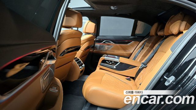 BMW 7-Series 740i M Sport