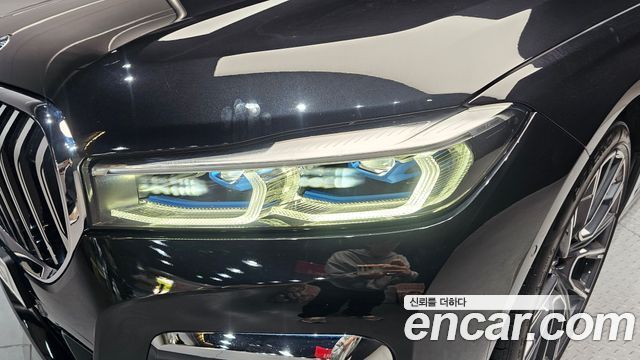 BMW 7-Series 740i M Sport
