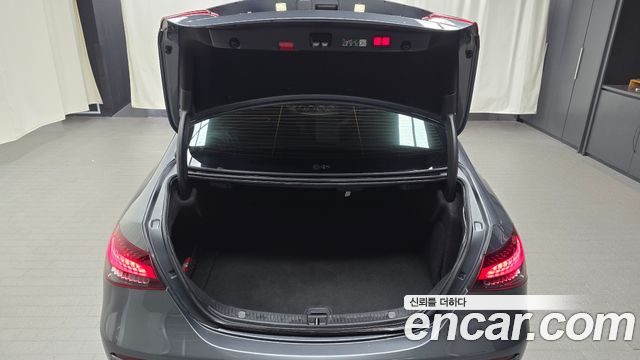 Mercedes-Benz E-Class E250 AMG Line