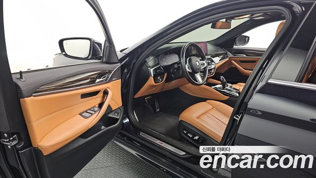BMW 5-Series 520i M Sport