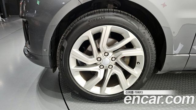 Land Rover Range Rover Sport 3.0 SDV6 HSE Dynamic