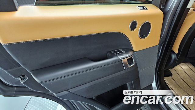 Land Rover Range Rover Sport 3.0 SDV6 HSE Dynamic