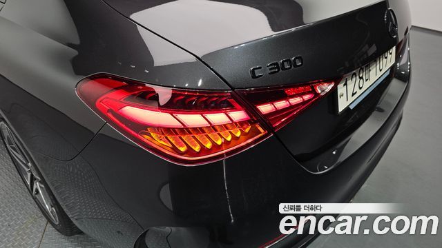 Mercedes-Benz C-Class C200 AMG Line