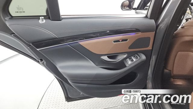 Mercedes-Benz S-Class S350 d 4MATIC AMG Line