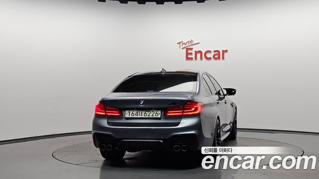 BMW M5 M5 Sedan