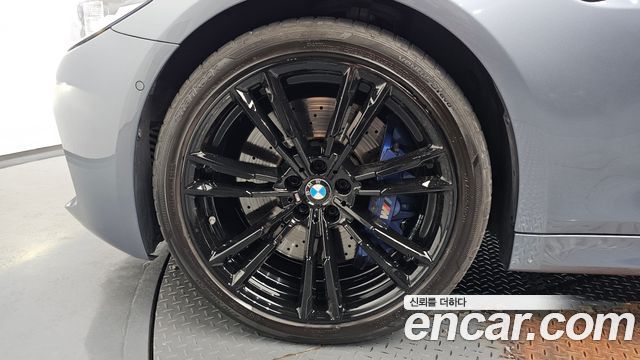 BMW M5 M5 Sedan