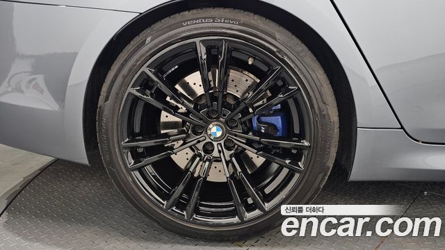 BMW M5 M5 Sedan