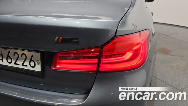 BMW M5 M5 Sedan