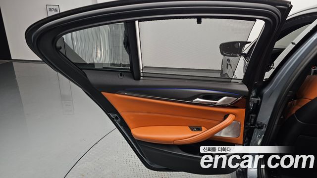 BMW M5 M5 Sedan
