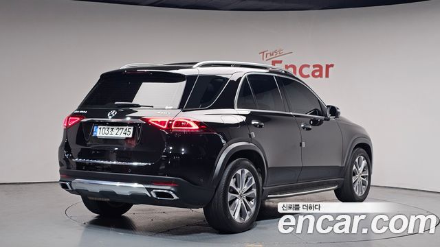 Mercedes-Benz GLE-Class GLE300d 4MATIC