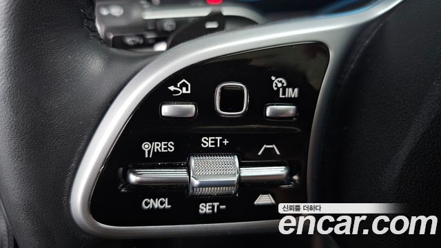 Mercedes-Benz GLE-Class GLE300d 4MATIC