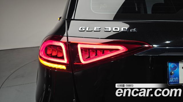 Mercedes-Benz GLE-Class GLE300d 4MATIC