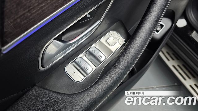 Mercedes-Benz GLE-Class GLE300d 4MATIC