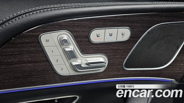 Mercedes-Benz GLE-Class GLE300d 4MATIC