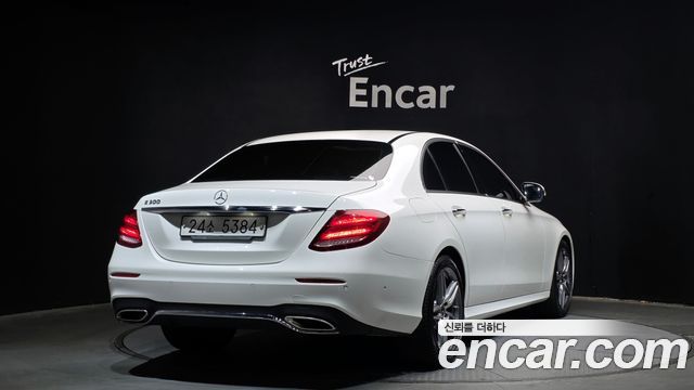 Mercedes-Benz E-Class E300 AMG Line