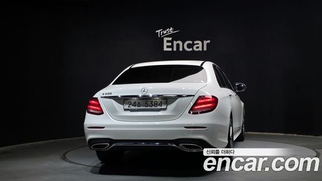 Mercedes-Benz E-Class E300 AMG Line