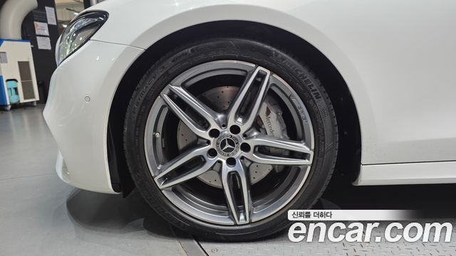 Mercedes-Benz E-Class E300 AMG Line
