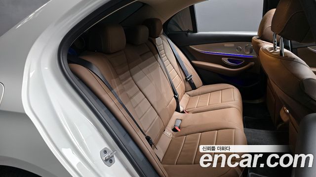 Mercedes-Benz E-Class E300 AMG Line