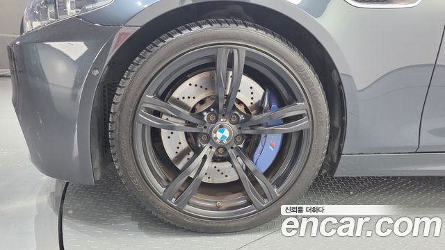 BMW M5 M5 Sedan