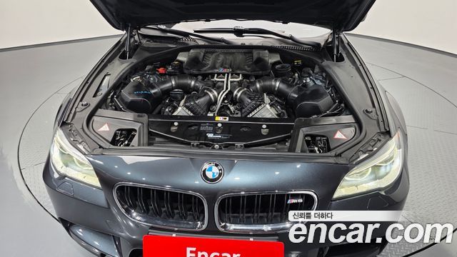 BMW M5 M5 Sedan