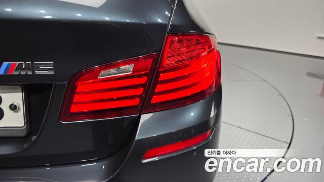 BMW M5 M5 Sedan