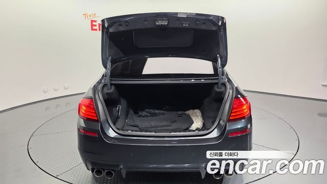 BMW M5 M5 Sedan