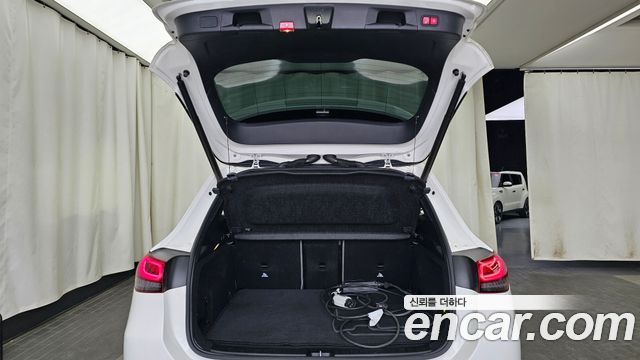 Mercedes-Benz EQA EQA250