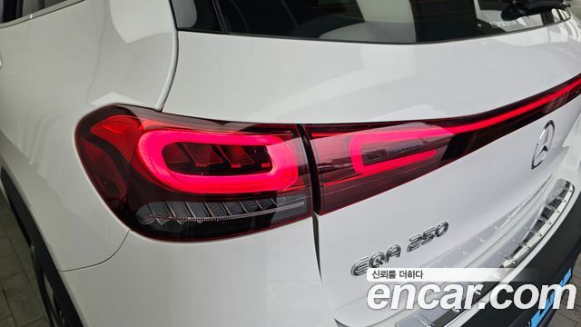 Mercedes-Benz EQA EQA250