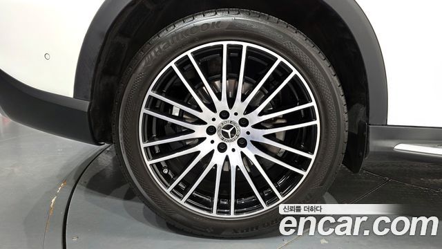 Mercedes-Benz GLC-Class GLC220 d 4MATIC