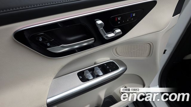 Mercedes-Benz GLC-Class GLC220 d 4MATIC