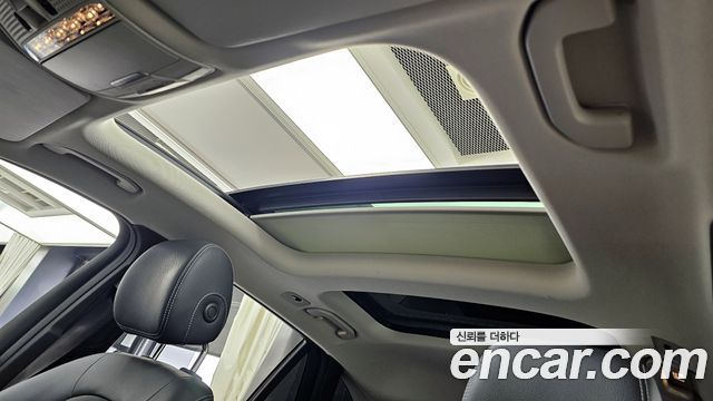 Mercedes-Benz GLC-Class GLC350e 4MATIC AMG Line