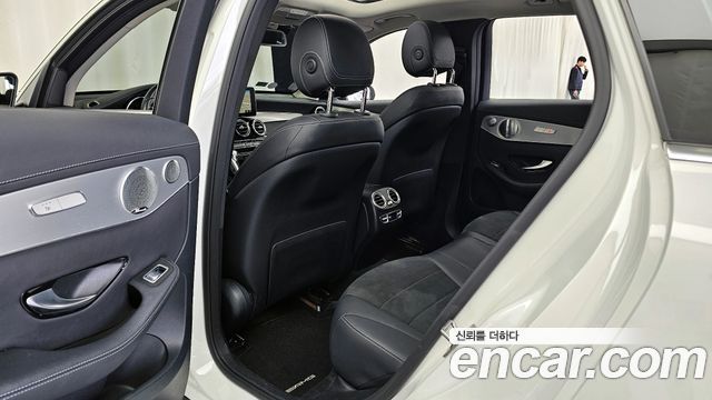 Mercedes-Benz GLC-Class GLC350e 4MATIC AMG Line