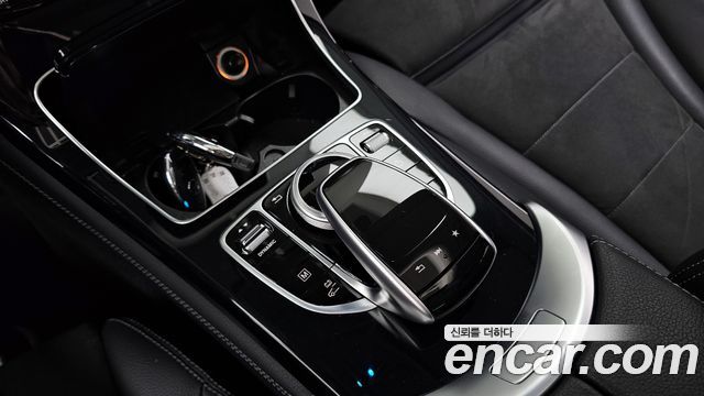 Mercedes-Benz GLC-Class GLC350e 4MATIC AMG Line