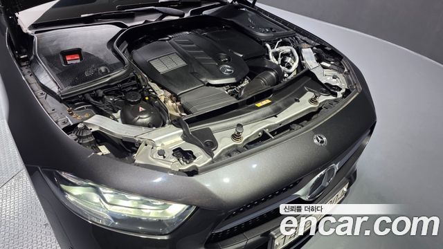 Mercedes-Benz CLS-Class CLS300d AMG Line