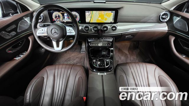 Mercedes-Benz CLS-Class CLS300d AMG Line