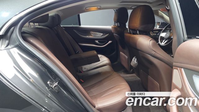 Mercedes-Benz CLS-Class CLS300d AMG Line