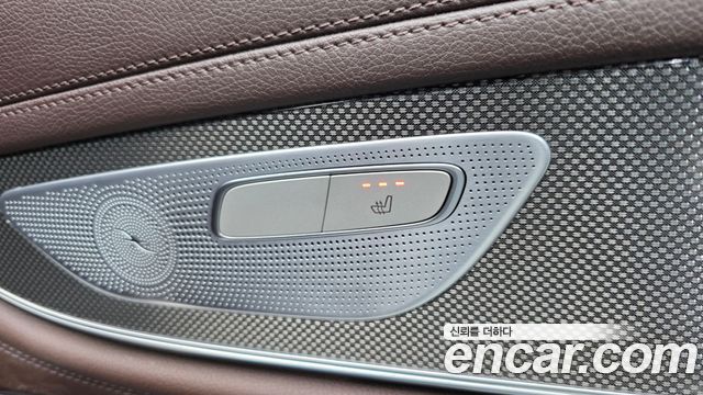 Mercedes-Benz CLS-Class CLS300d AMG Line