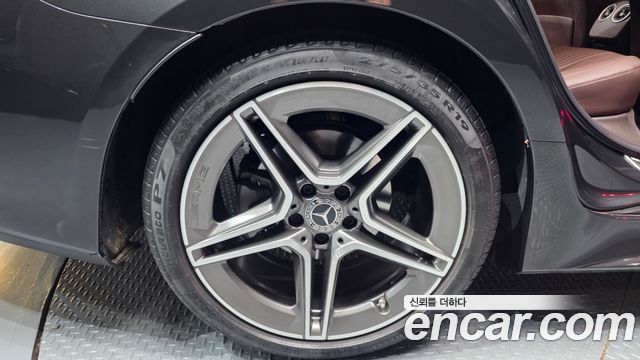 Mercedes-Benz CLS-Class CLS300d AMG Line
