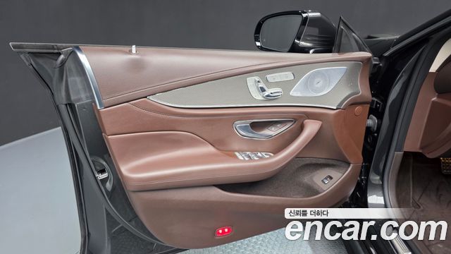 Mercedes-Benz CLS-Class CLS300d AMG Line