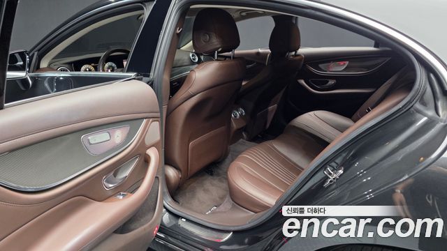 Mercedes-Benz CLS-Class CLS300d AMG Line