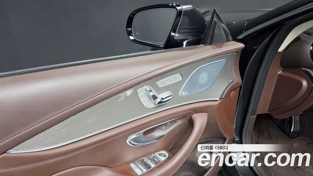 Mercedes-Benz CLS-Class CLS300d AMG Line