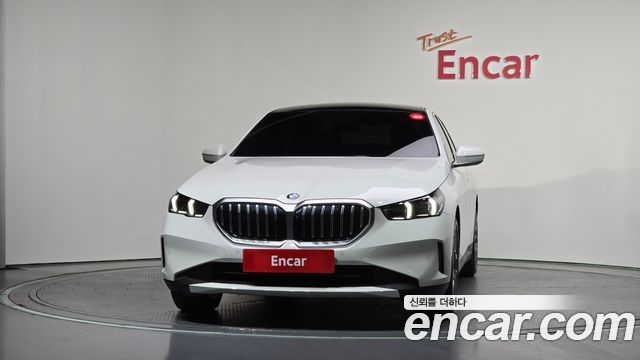 BMW 5-Series 520i
