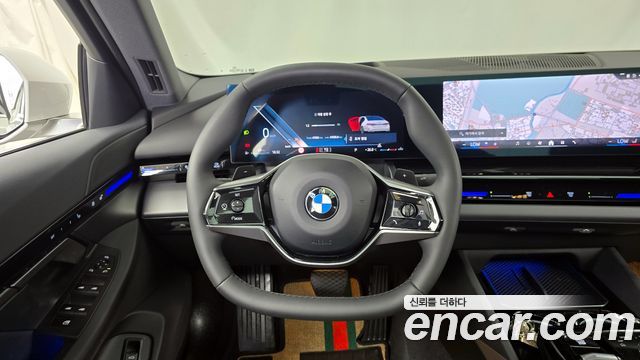 BMW 5-Series 520i