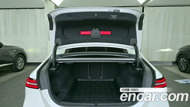 BMW 5-Series 520i