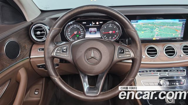 Mercedes-Benz E-Class E220d Exclusive