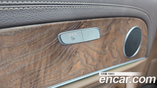 Mercedes-Benz E-Class E220d Exclusive