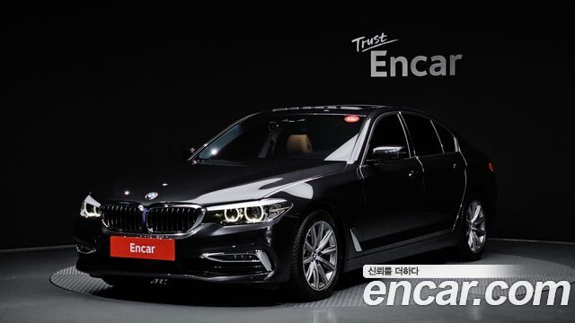 BMW 5-Series 520i Luxury