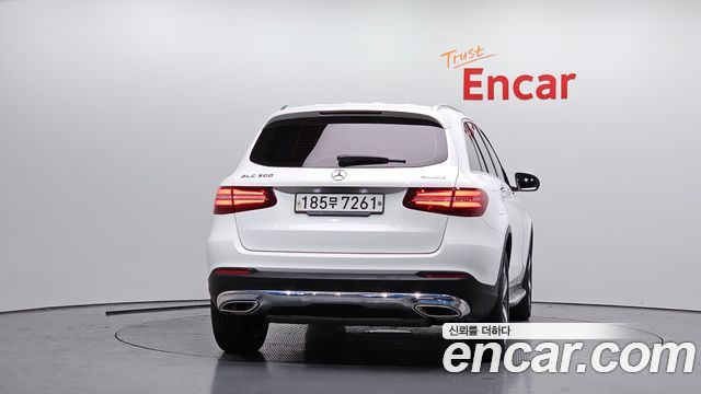 Mercedes-Benz GLC-Class GLC300 4MATIC