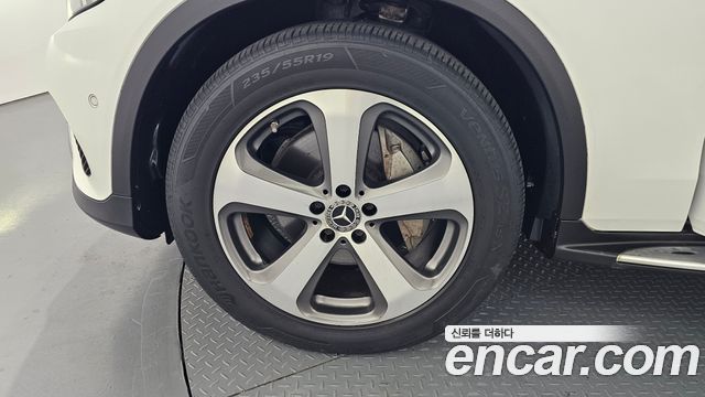 Mercedes-Benz GLC-Class GLC300 4MATIC